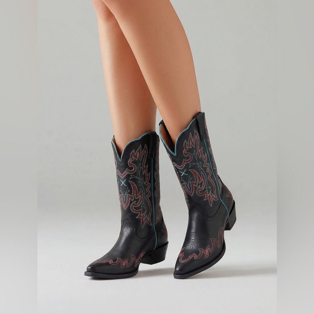 Twisted X Western Boots Snip Toe Black, Blue & Red Womens Size 7B